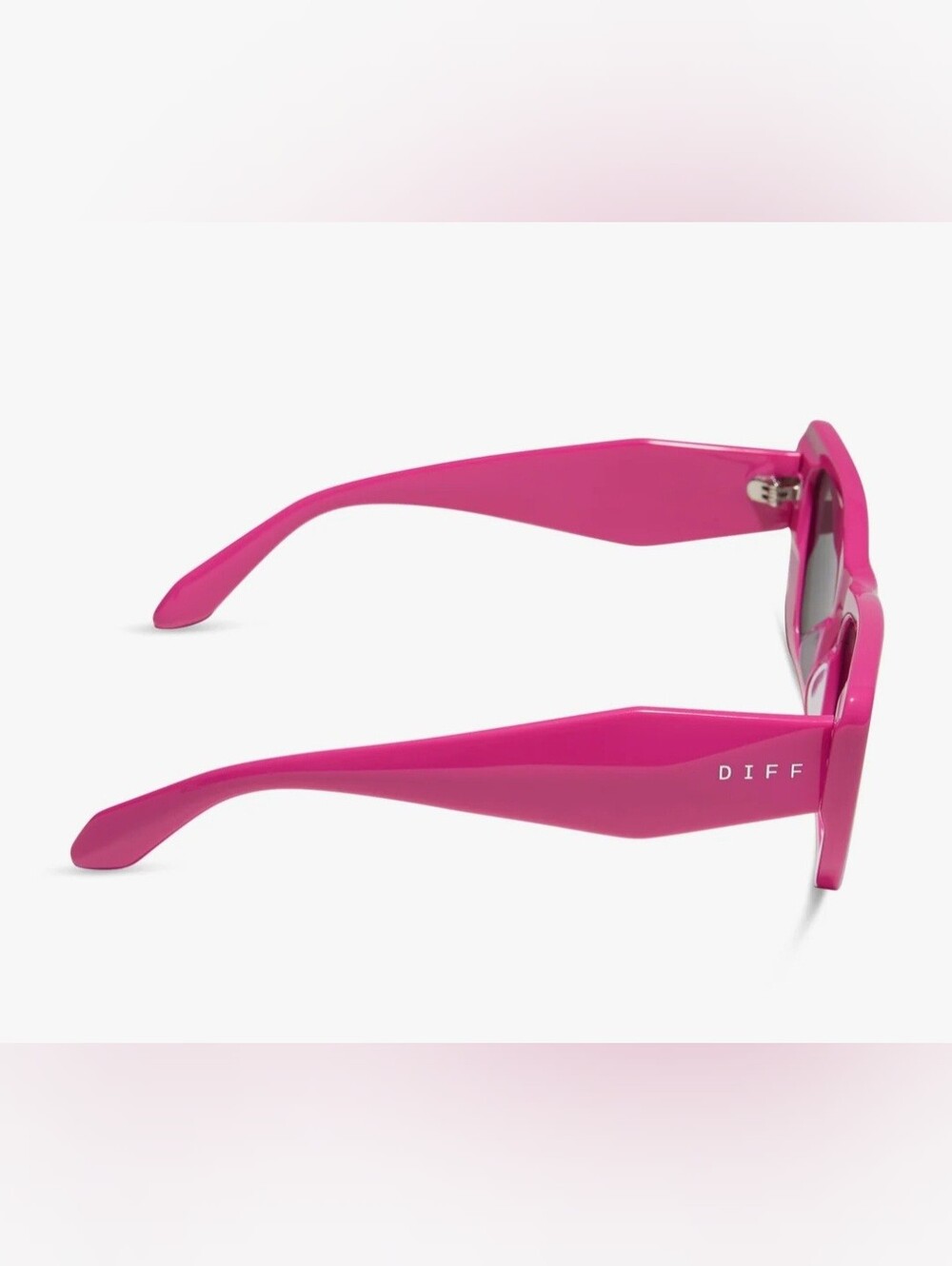 NIB! DIFF Eyewear, Aura, Hot Pink Square Sunglasses, Bright Pink Grey, MSRP $108 - Picture 3 of 8